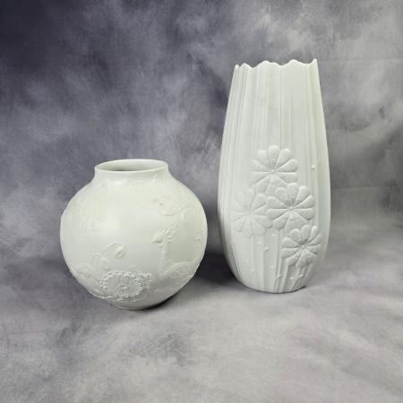 Zwei Vasen Kaiser Biskuit Porzellan