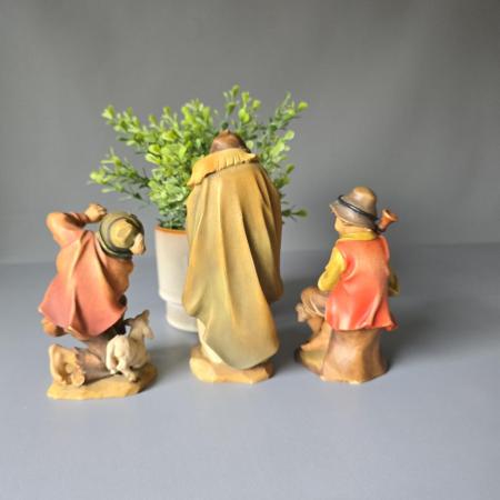 Preview: Drei geschnitzte Krippenfiguren 18cm - wohl Südtirol