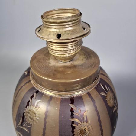 Antike Tischlampe - Überfanglas um 1920 - Geschliffenes Kristall - burgunder rot - Innenbeleuchtung