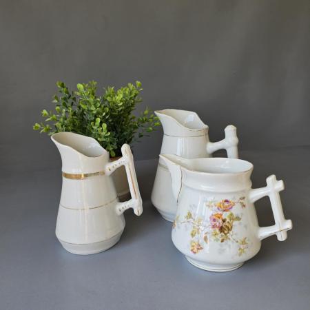 Set antike Milchkännchen mit Spargelgriff