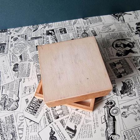Holzdose mit Zierkachel - wohl Skandinavisch aus den 70er Jahren