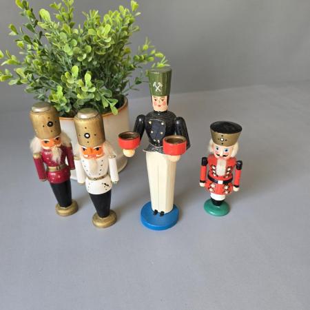 Preview: Vintage Bergmann Leuchter und Nussknacker Figuren