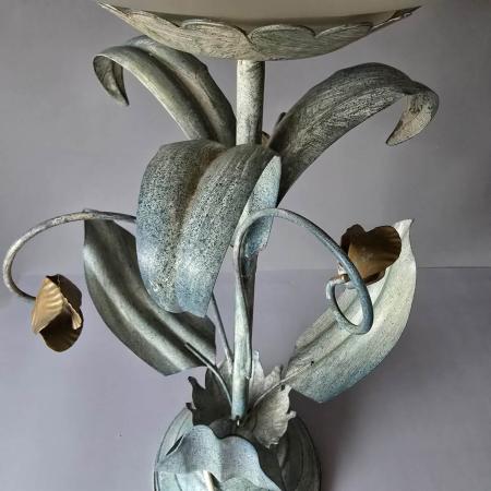 Große Florentiner Tischlampe mit Glasschirm