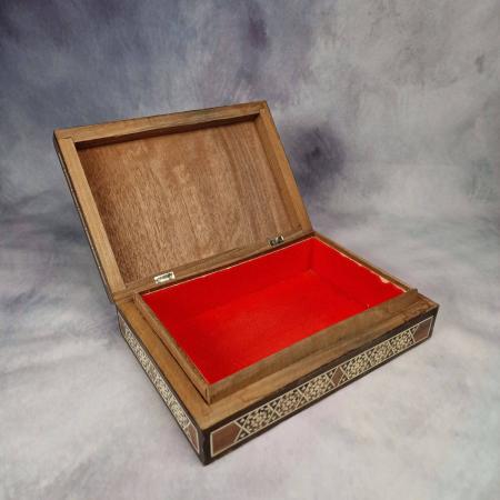 Holz Dose im orientalischen Stil mit Intarsien